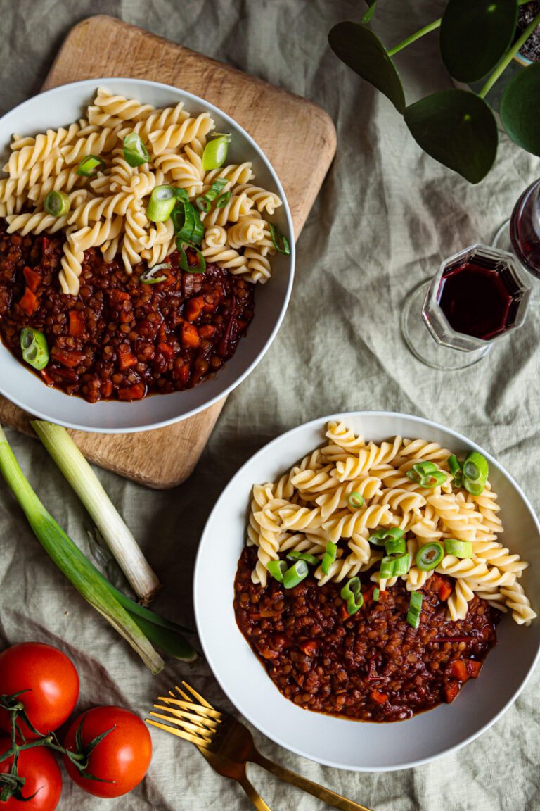 Vegane Linsen Bolognese | Einfach & Lecker - Veganwonda