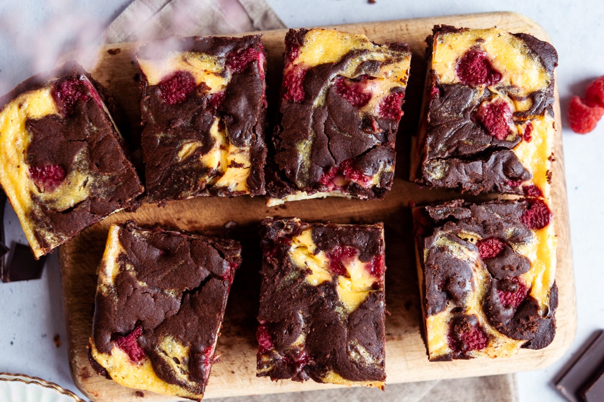 Himbeer Cheesecake Brownies | vegan & einfach