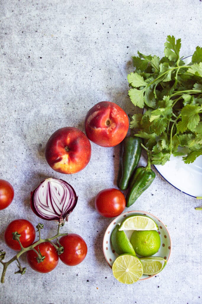 Zutaten für Nektarinen Salsa