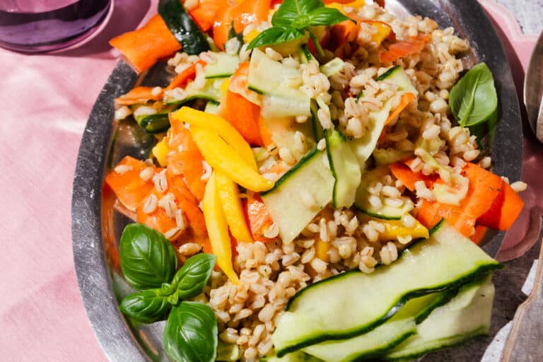 Graupen Salat | vegan & einfach - Veganwonda Graupen Salat | vegan & einfach - Veganwonda