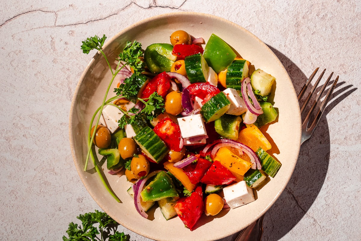 Veganer griechischer Salat | lecker & einfach