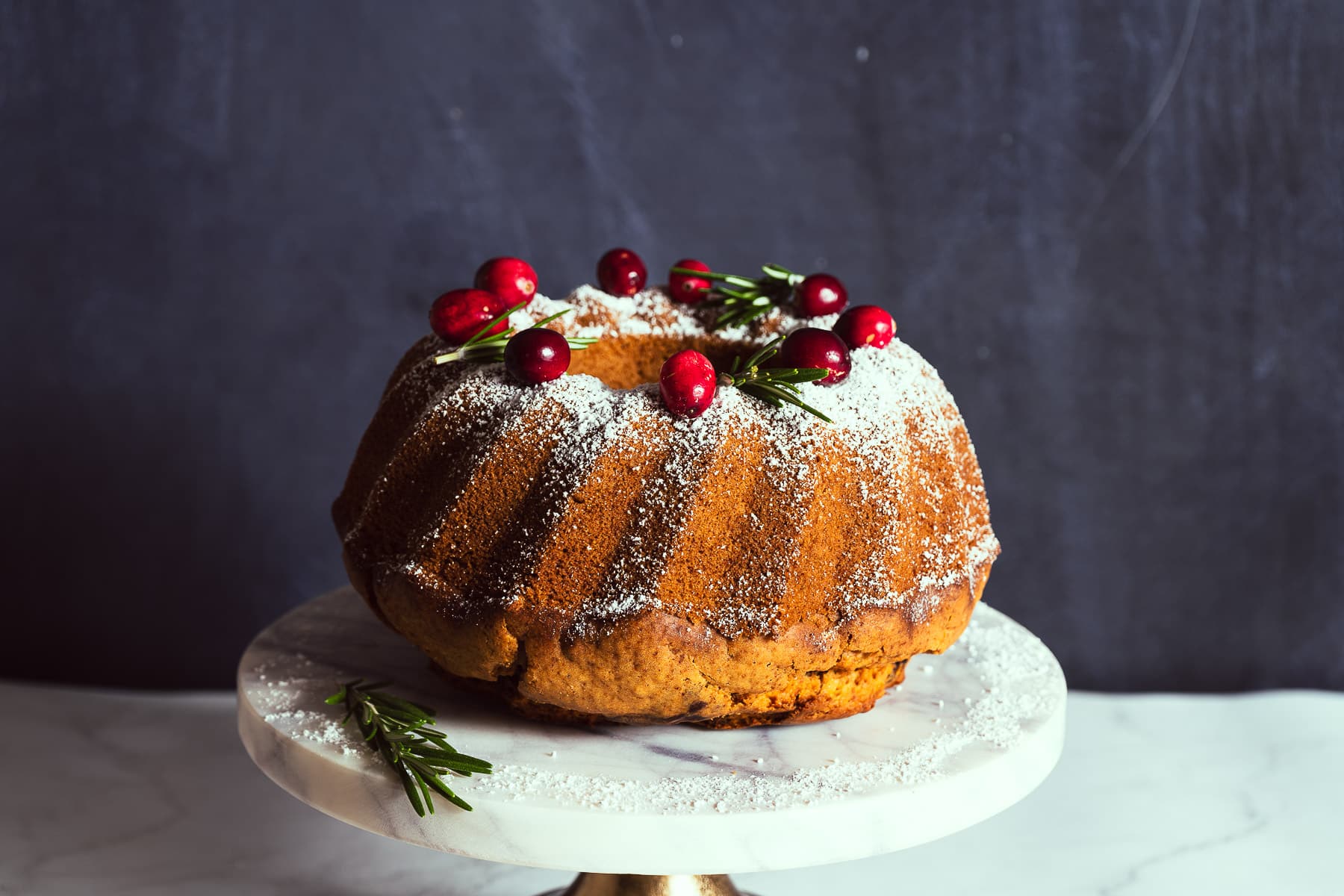 Veganer Gugelhupf | saftig, lecker & einfach