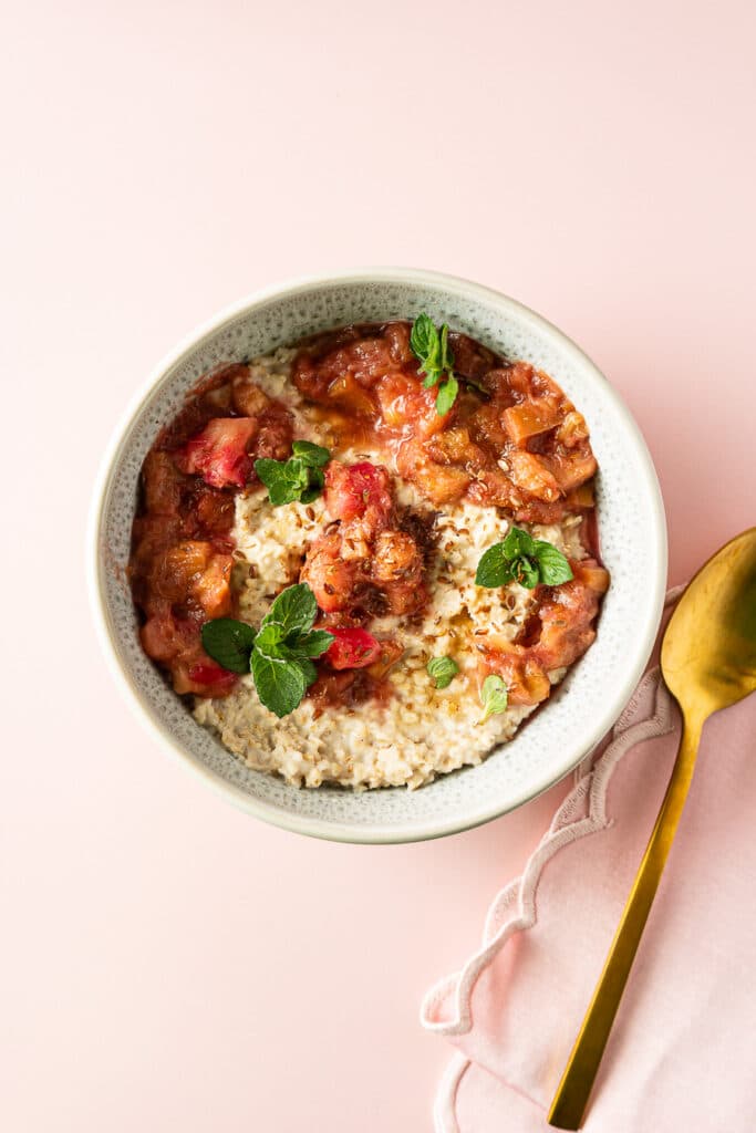 Rhabarber Porridge